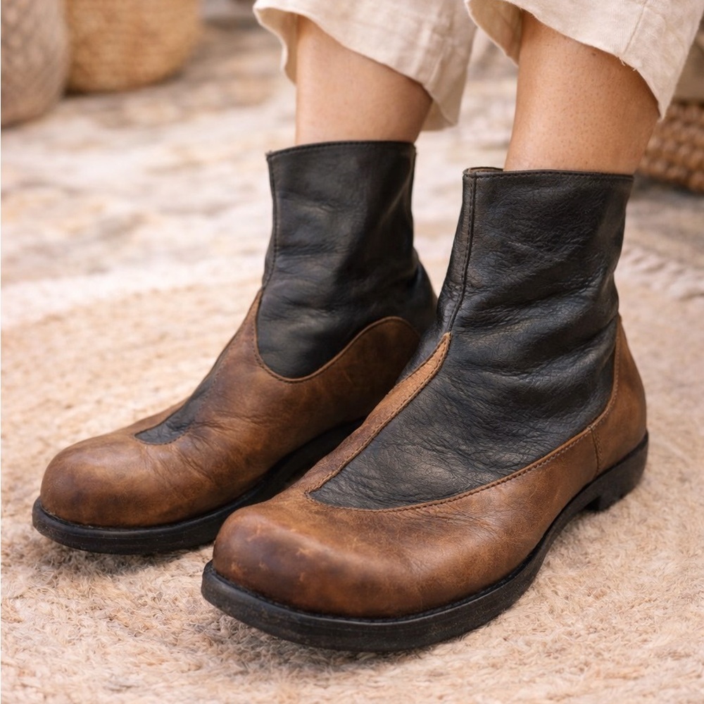 Cydwoq Two Tone Leather Era Ankle Boots 37 Handmade Artisan